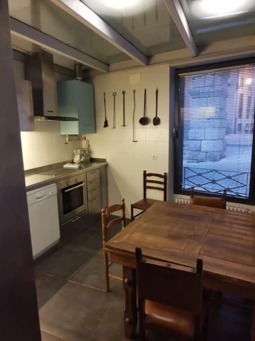 Casa Bajo El Acueducto Con Plaza De Garaje Villa Segovia Eksteriør bilde